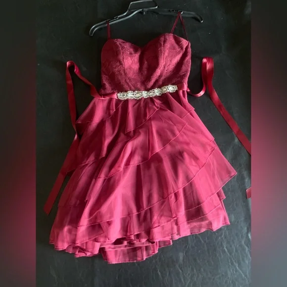 Love Reign | Dresses | Love Reign Pink Lace Sparkly Tulle Mini Strapless Dress | Poshmark Love Reign | Dresses | Love Reign Pink Lace Sparkly Tulle Mini Strapless Dress | Poshmark